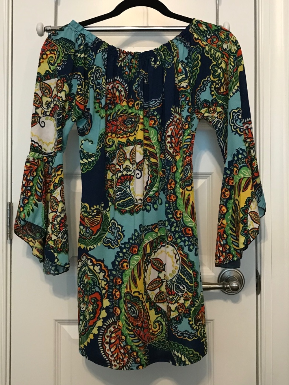 WinWin very colorful floral / paisley tie (bell) sleeve tunic (S-M) - Picture 2 of 16